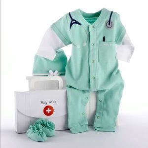 Paging the Baby MD!! Get this in time for Halloween!